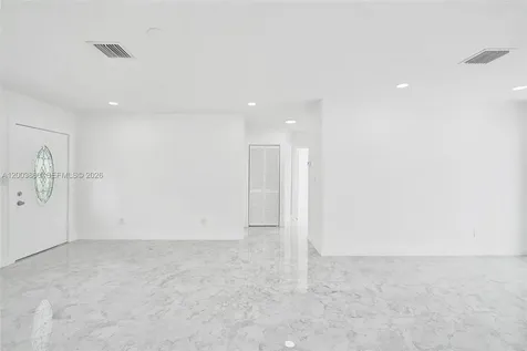 6442 Oak Street Hollywood FL 33024