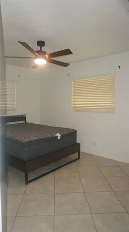 853 NE 37th Street Oakland Park FL 33334