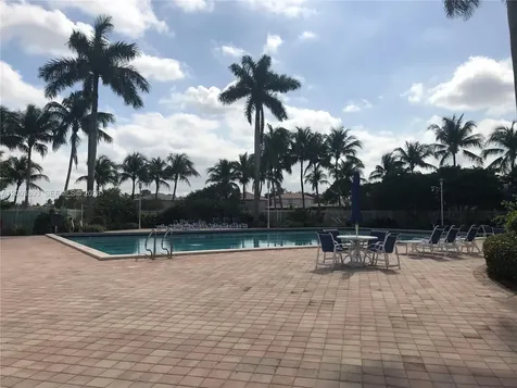 2206 NW 170th Avenue Pembroke Pines FL 33028