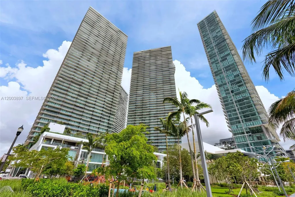 650 NE 32nd Street Miami FL 33137