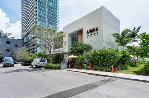 650 NE 32nd Street Miami FL 33137