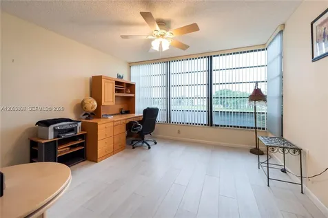 1530 Whitehall Drive Davie FL 33324