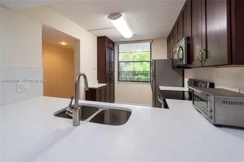 1530 Whitehall Drive Davie FL 33324