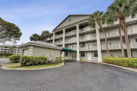 1530 Whitehall Drive Davie FL 33324
