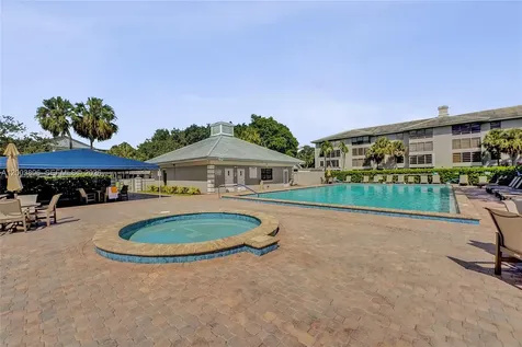 1530 Whitehall Drive Davie FL 33324