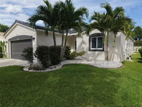 2411 SW 103rd Way Miramar FL 33025