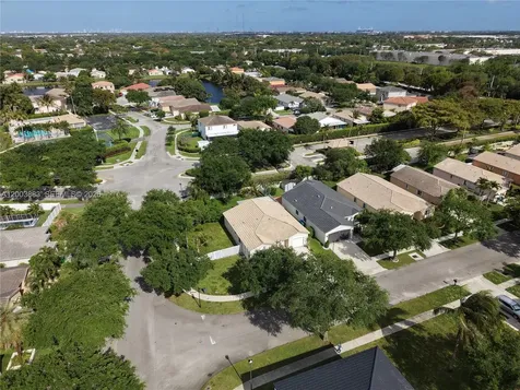 2411 SW 103rd Way Miramar FL 33025