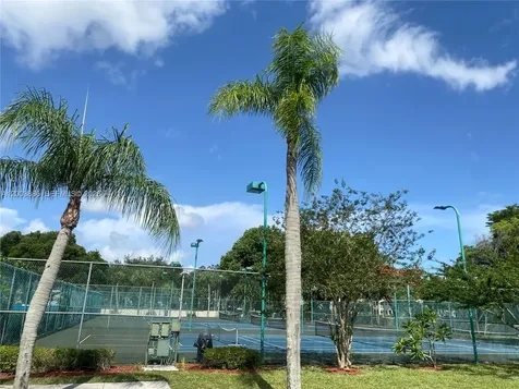 514 Gardens Drive Pompano Beach FL 33069