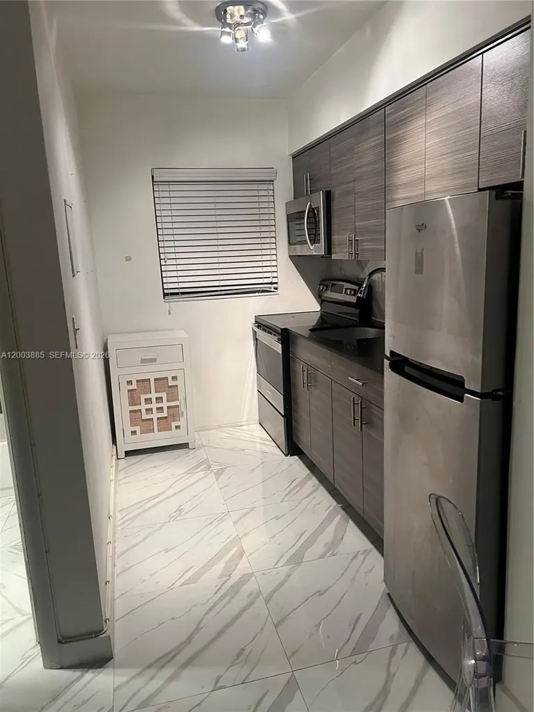1611 West Avenue Miami Beach FL 33139