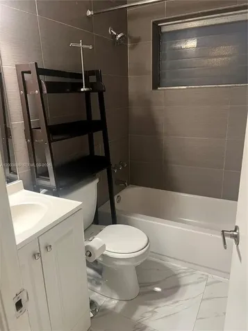 1611 West Avenue Miami Beach FL 33139
