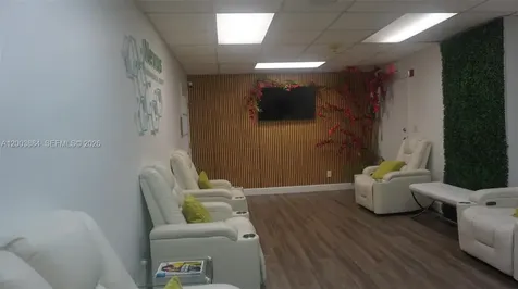 1250 E Hallandale Beach Boulevard Hallandale Beach FL 33009