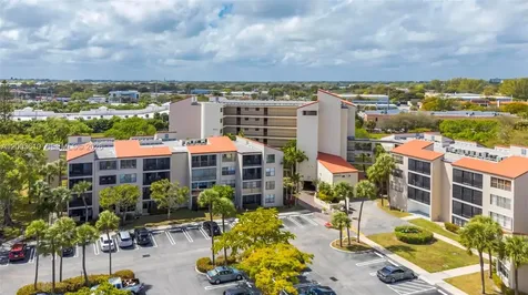 2322 S Cypress Bend Drive Pompano Beach FL 33069