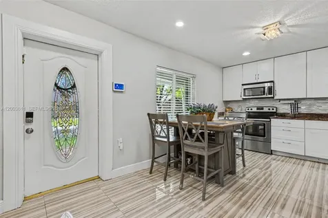 7941 NW 3rd Place Plantation FL 33324