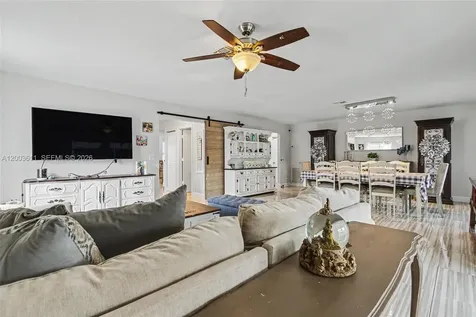 7941 NW 3rd Place Plantation FL 33324