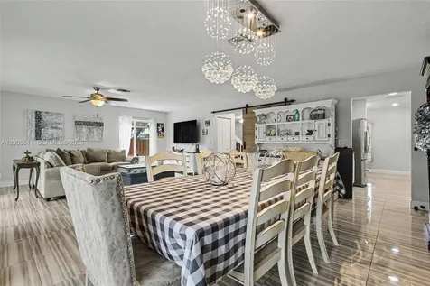 7941 NW 3rd Place Plantation FL 33324