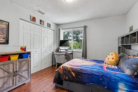 7941 NW 3rd Place Plantation FL 33324