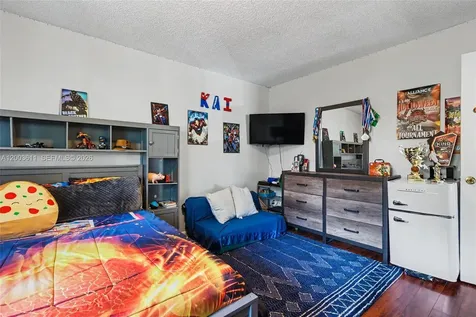 7941 NW 3rd Place Plantation FL 33324