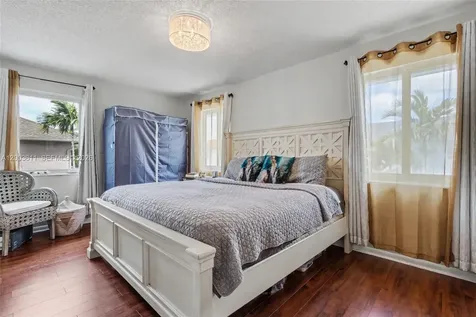 7941 NW 3rd Place Plantation FL 33324