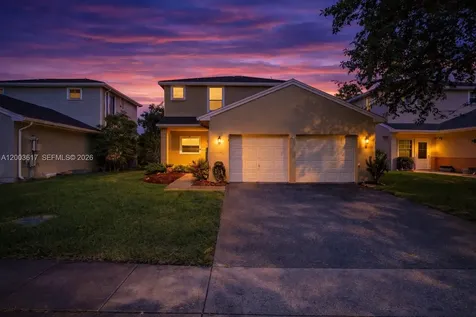 245 NW 207th Terrace Pembroke Pines FL 33029