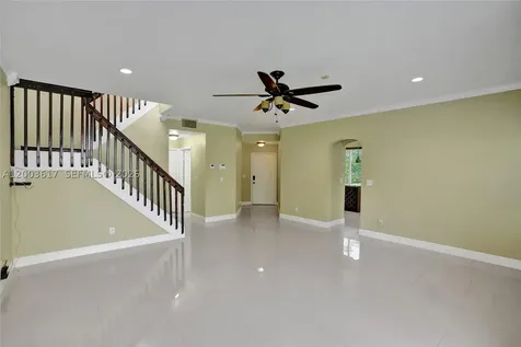 245 NW 207th Terrace Pembroke Pines FL 33029