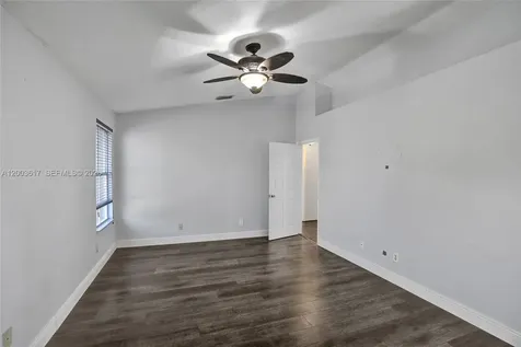245 NW 207th Terrace Pembroke Pines FL 33029