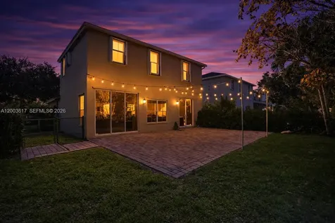 245 NW 207th Terrace Pembroke Pines FL 33029