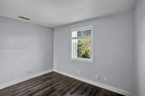 245 NW 207th Terrace Pembroke Pines FL 33029