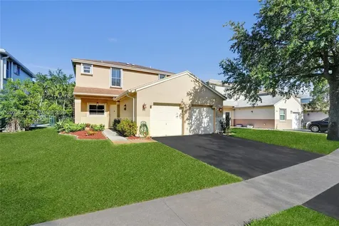 245 NW 207th Terrace Pembroke Pines FL 33029