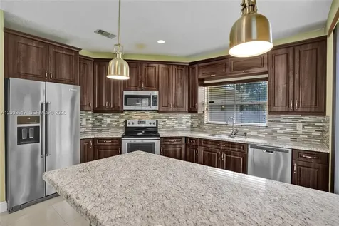 245 NW 207th Terrace Pembroke Pines FL 33029
