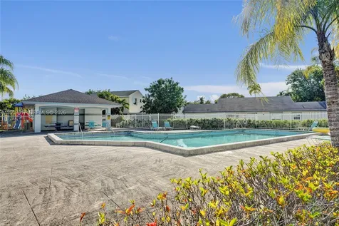 245 NW 207th Terrace Pembroke Pines FL 33029