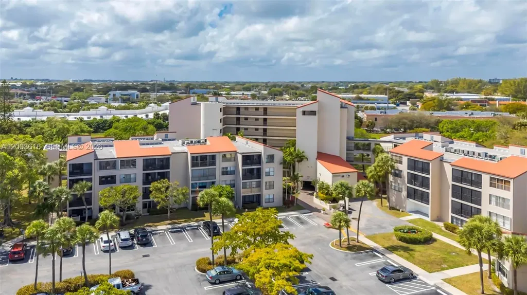2322 S Cypress Bend Drive Pompano Beach FL 33069