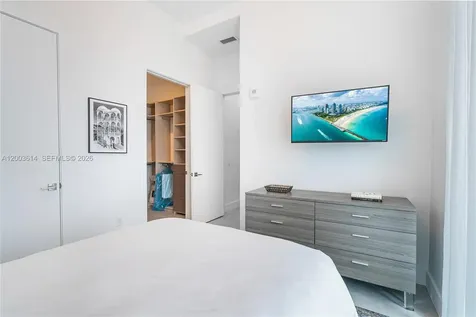 17550 Collins Avenue Sunny Isles Beach FL 33160