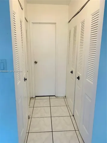 5855 Washington Street Hollywood FL 33023