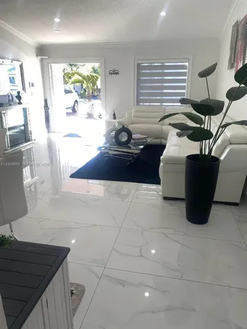 17075 SW 145th Avenue Miami FL 33177