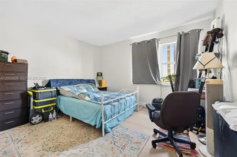 401 Golden Isles Drive Hallandale Beach FL 33009