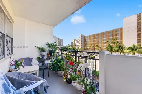 401 Golden Isles Drive Hallandale Beach FL 33009