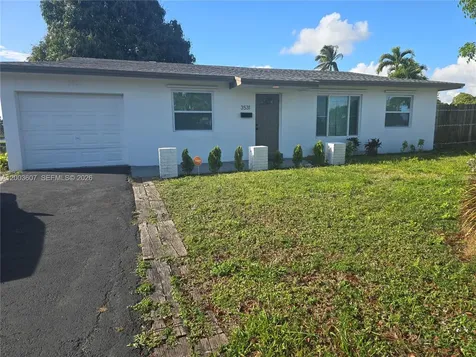 3531 NW 26th Street Lauderdale Lakes FL 33311