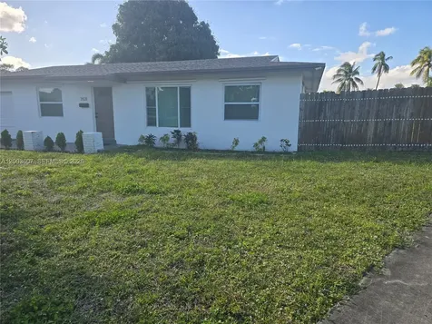 3531 NW 26th Street Lauderdale Lakes FL 33311