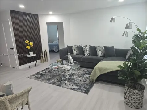 3531 NW 26th Street Lauderdale Lakes FL 33311