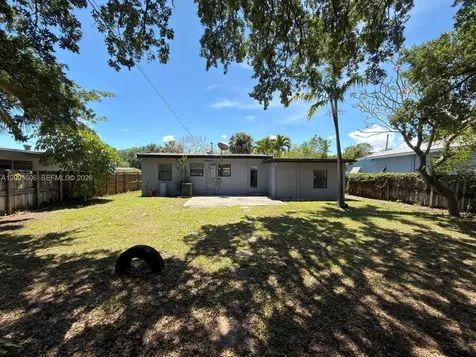 1325 NW 11th Court Fort Lauderdale FL 33311