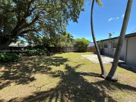 1325 NW 11th Court Fort Lauderdale FL 33311