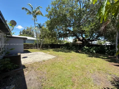 1325 NW 11th Court Fort Lauderdale FL 33311