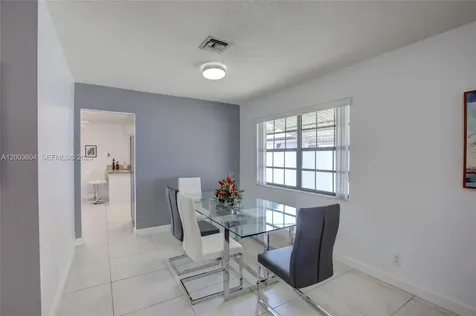 Dania Beach FL 33004