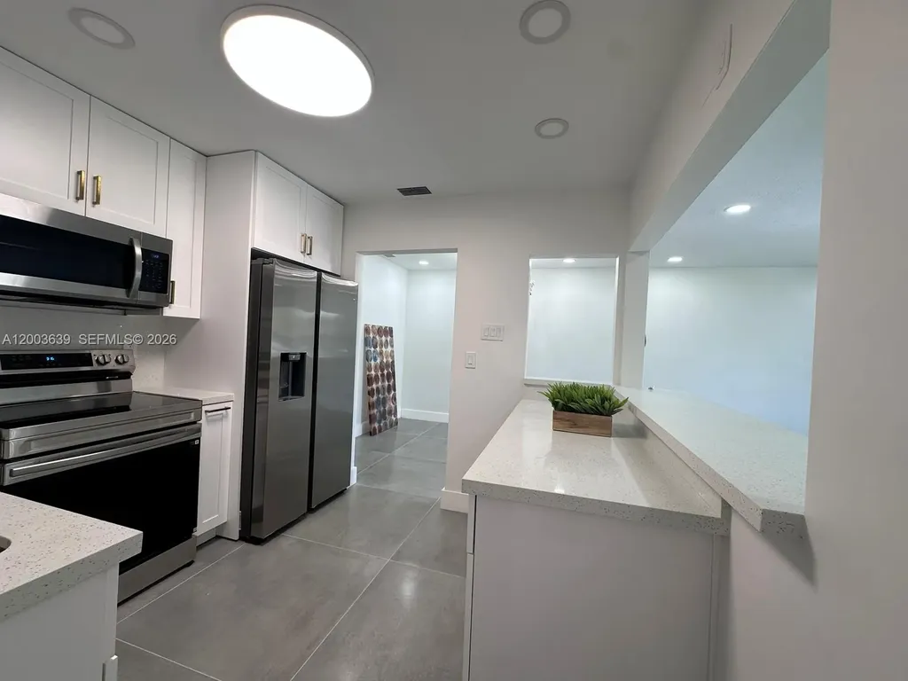 1628 NW 8th Avenue Fort Lauderdale FL 33311