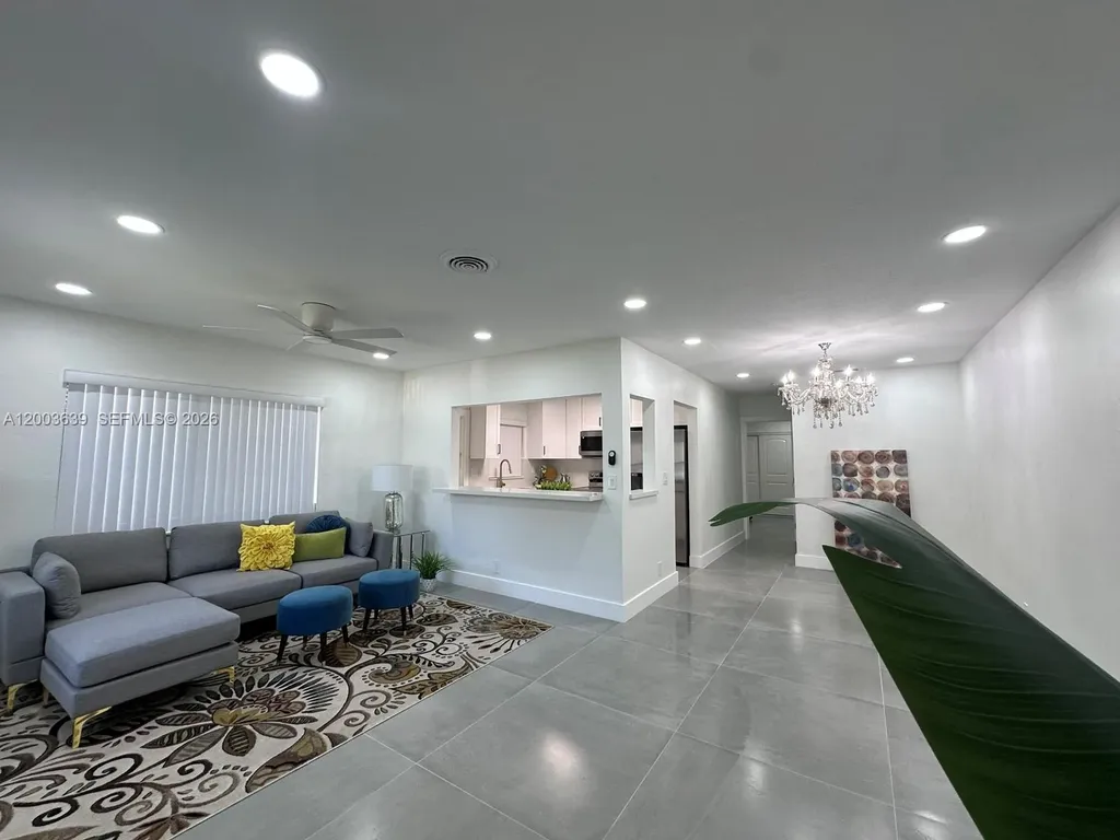 1628 NW 8th Avenue Fort Lauderdale FL 33311