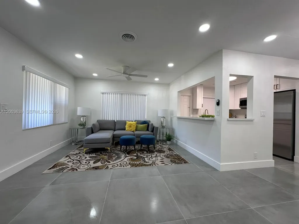 1628 NW 8th Avenue Fort Lauderdale FL 33311
