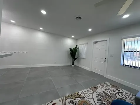 1628 NW 8th Avenue Fort Lauderdale FL 33311