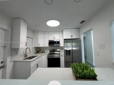 1628 NW 8th Avenue Fort Lauderdale FL 33311