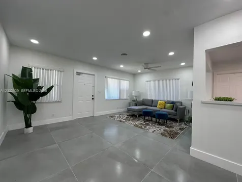 1628 NW 8th Avenue Fort Lauderdale FL 33311