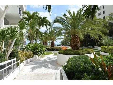 100 Lincoln Road Miami Beach FL 33139